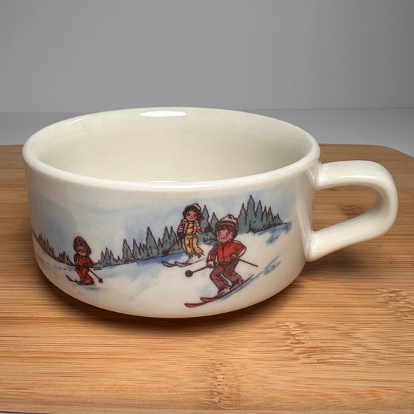 Vintage 1980s Kids Skiing Soup Mug - Picture 1 of 4